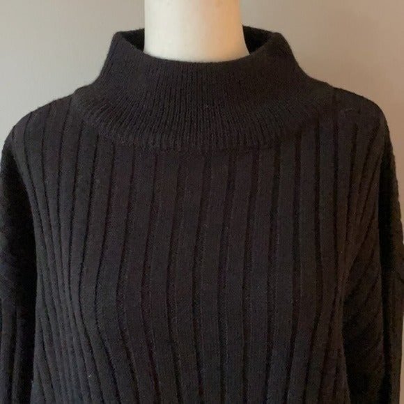 Topshop Mock Black Ribbed Relaxed Fit Sweater (US SIZE 4-6) - Picture 2 of 10